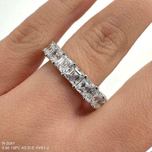 Alianza de eternidad con diamantes naturales de talla Asscher de 5,86 quilates