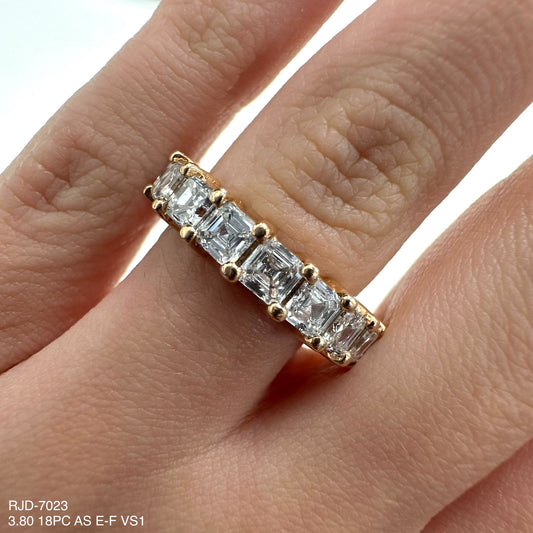 Alianza de eternidad con diamantes naturales de talla Asscher de 3,80 quilates