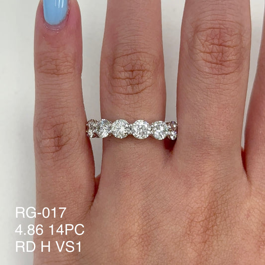 Alianza de eternidad redonda con diamantes naturales de 4,86 quilates