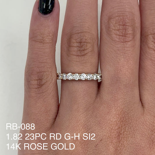 Alianza de eternidad redonda con diamantes naturales de 1,82 quilates