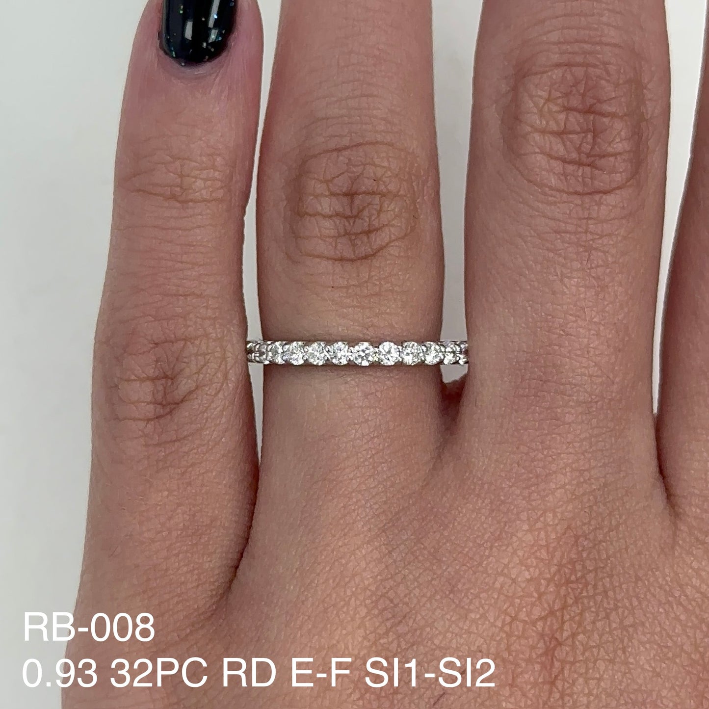 Alianza de eternidad redonda con diamantes naturales de 0,93 quilates