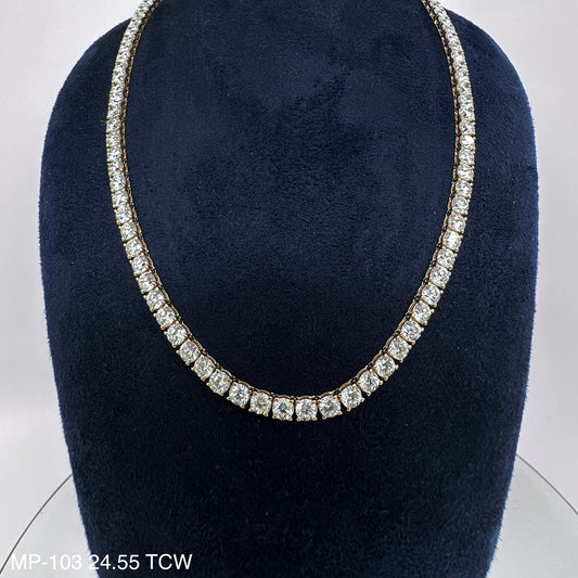 24,55 quilates. Collar de eternidad redondo con diamantes naturales