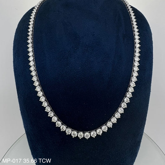 35,66 quilates. Collar de eternidad redondo con diamantes naturales