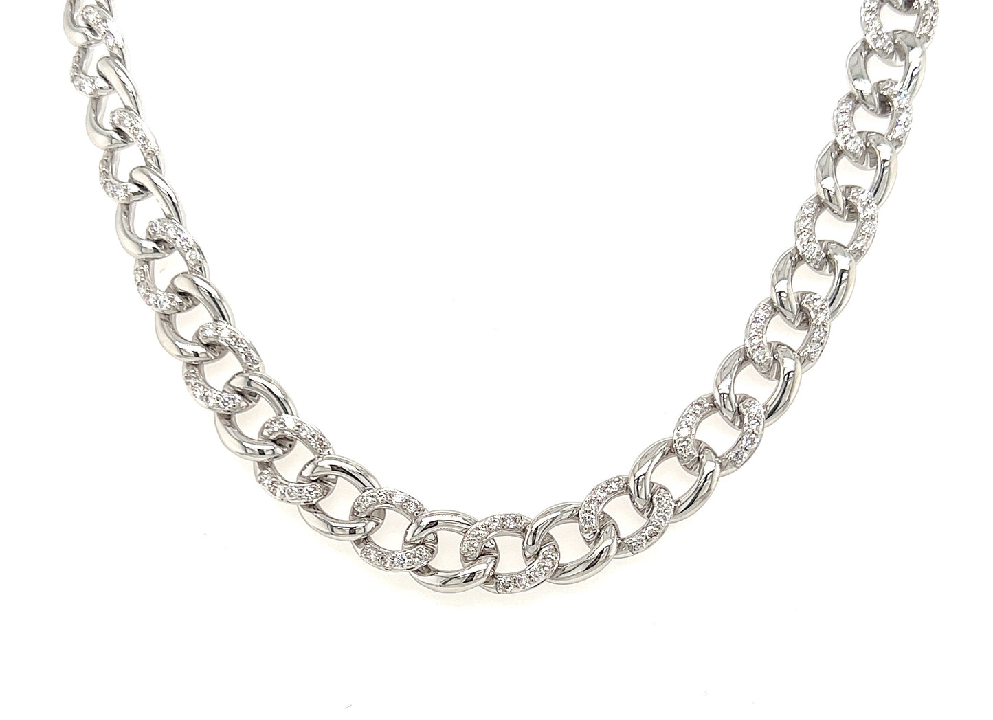 Collar de eslabones entre sí con diamantes de 18 k Wg 2,22 Rd Tcw