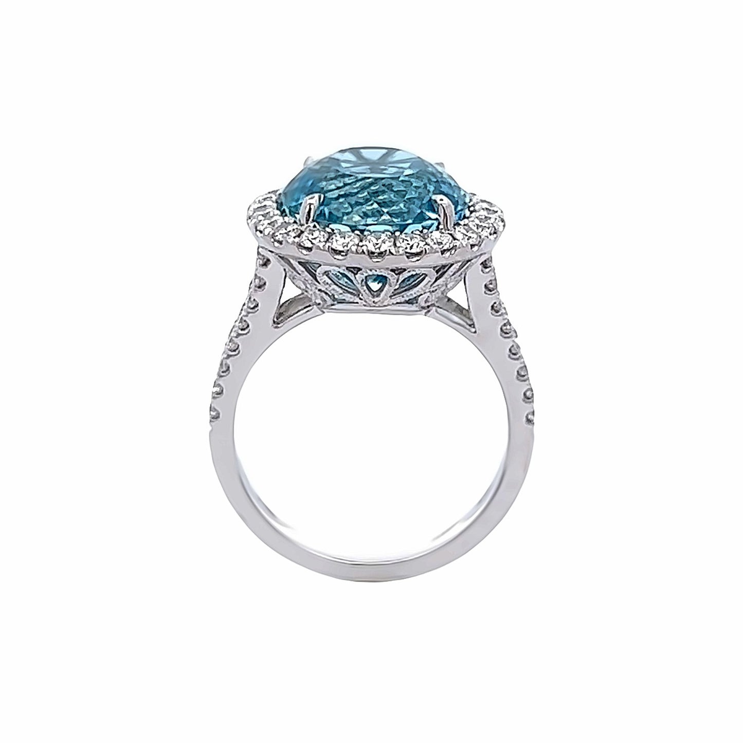 8.20 Cts Oval Aquamarine & Diamond Ring GIA